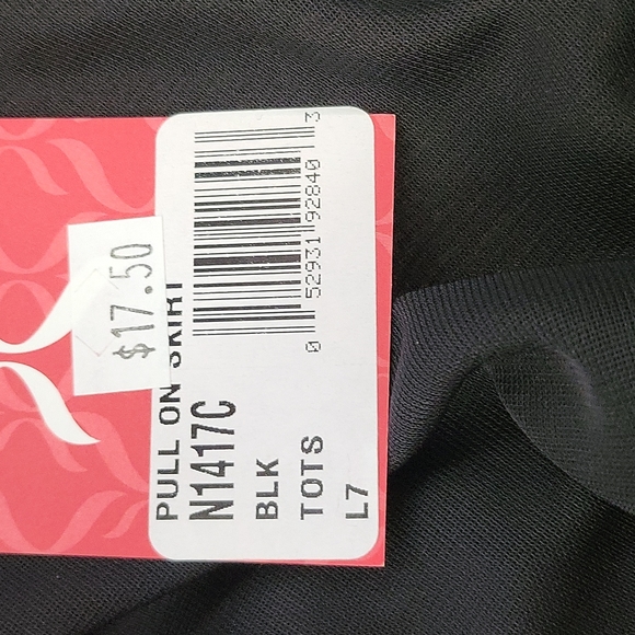 Childrens black chiffon pulling skirt - Picture 3 of 3